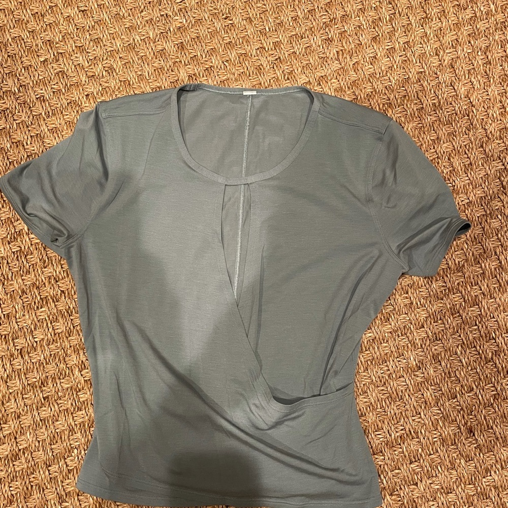 Athletic top